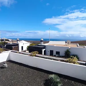 Casa Margarita , Tías España